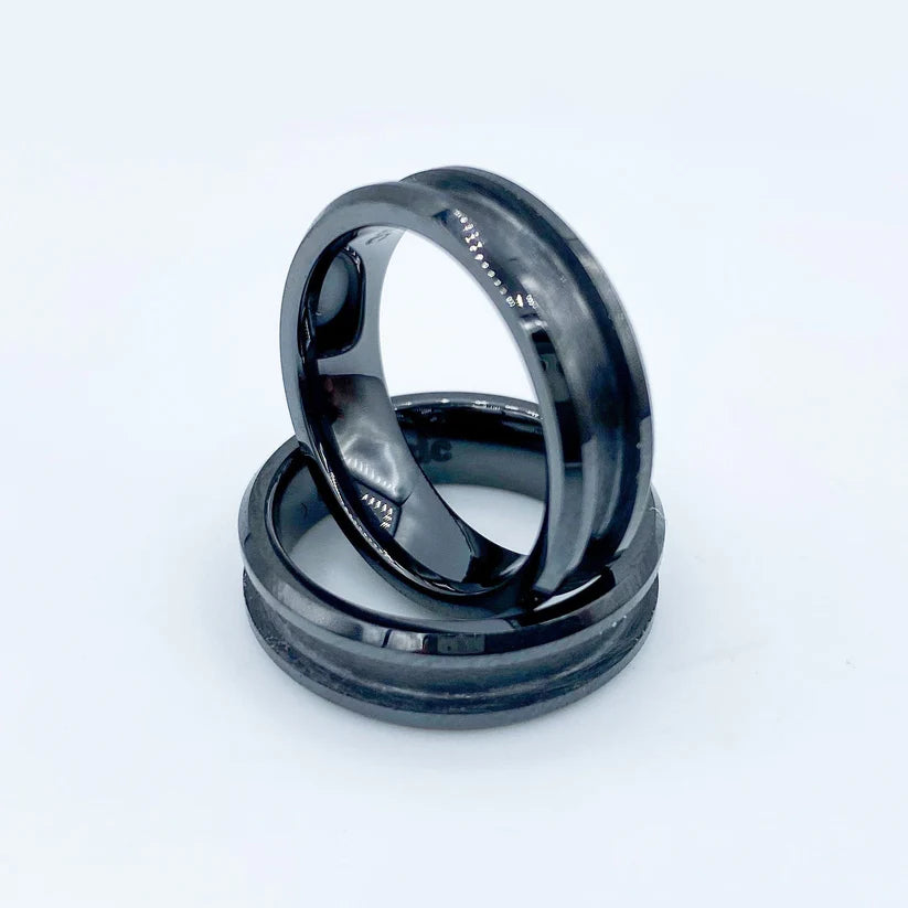 Black Ceramic Ring